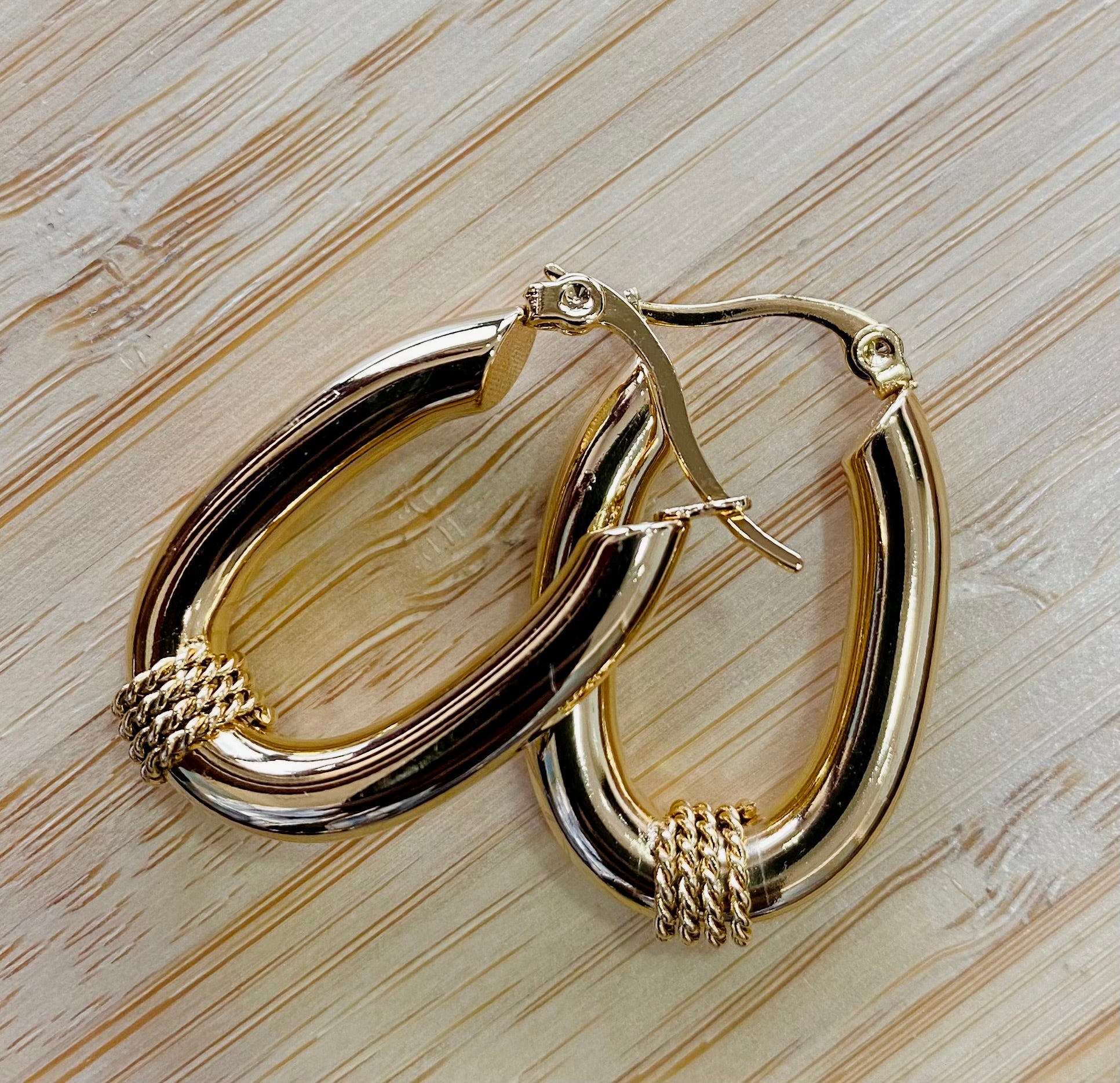 Stainless steel earring